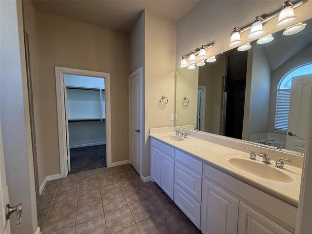 Building Photo - 8501 Layna Ct