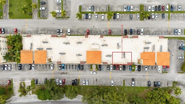 Building Photo - 9340 Fontainebleau Blvd