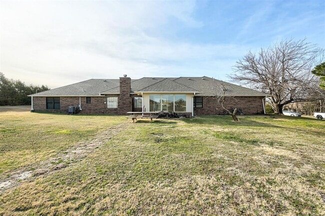 Building Photo - 7201 NW 150th St