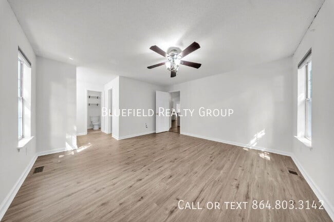 Building Photo - 141 Quail Haven Dr