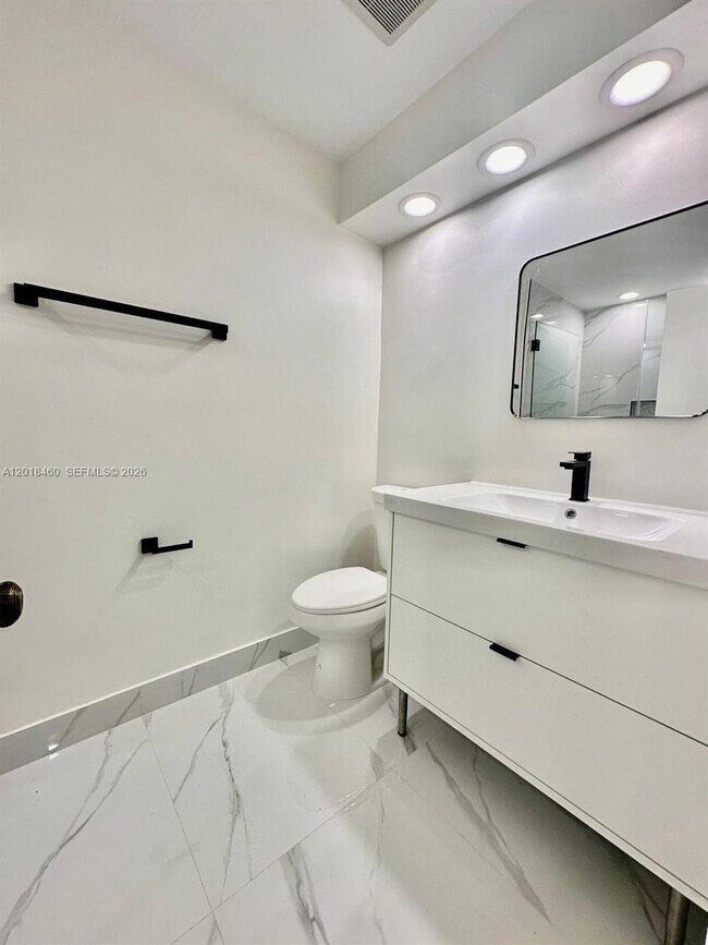 Building Photo - 14530 SW 142nd Ct Cir
