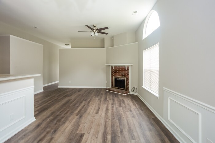 Building Photo - 3677 Lake Spring Ave NW