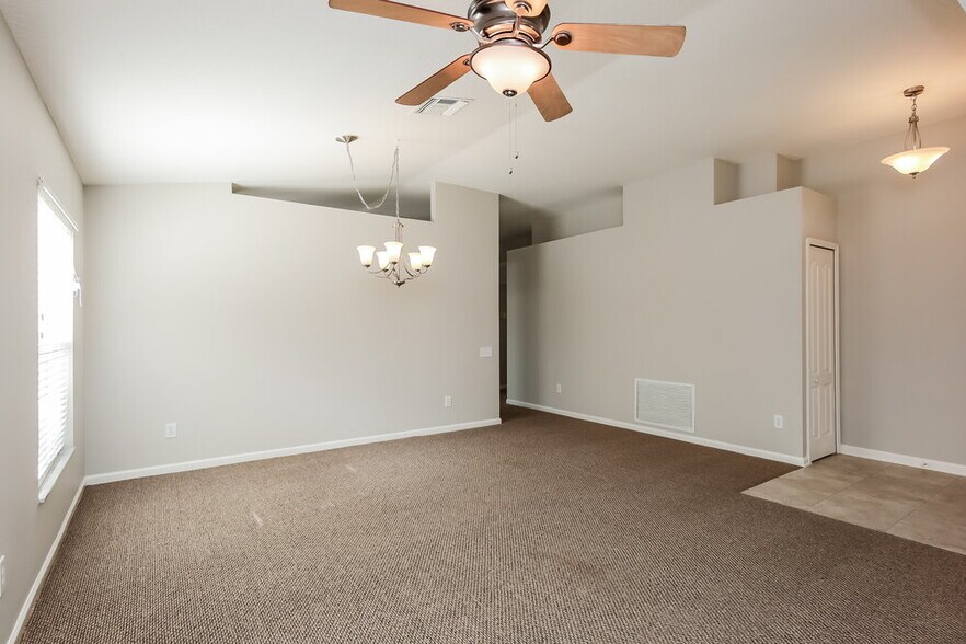 Building Photo - 13008 Early Run Ln
