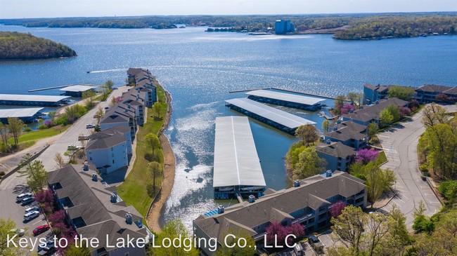 Building Photo - 398 Regatta Bay Dr