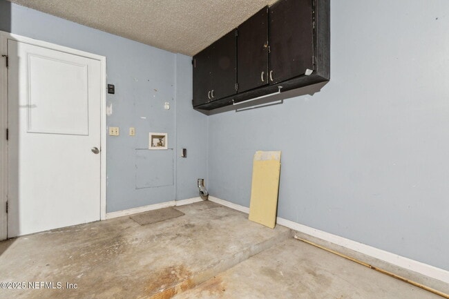 Building Photo - 1565 Shearwater Dr