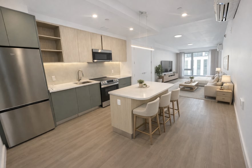 Building Photo - 72 Lott St