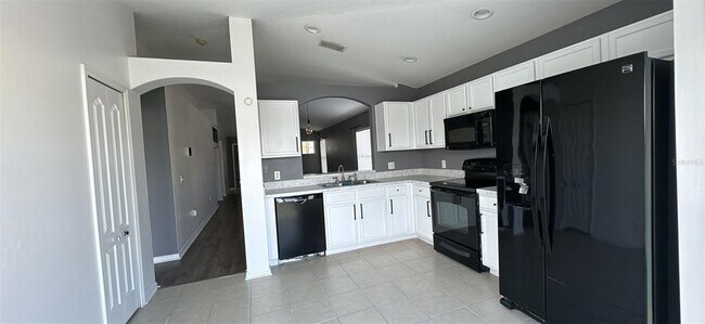 Building Photo - 12602 Evington Point Dr