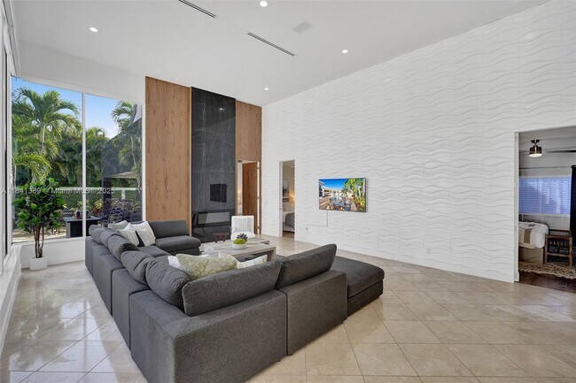 Building Photo - 11400 NW 7th St