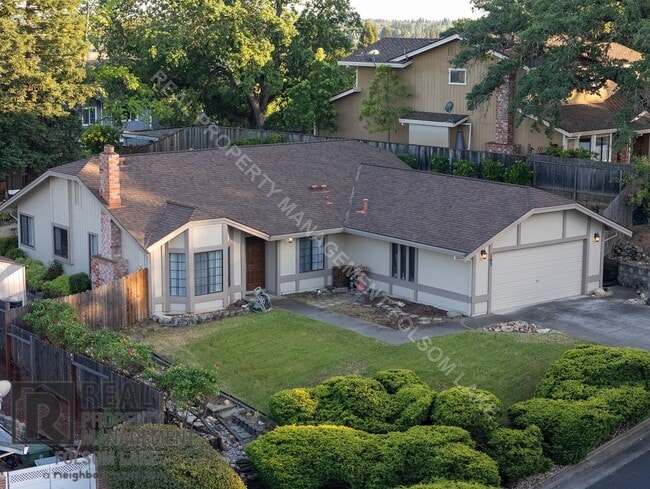 Primary Photo - Coming Soon!! 3bd 2ba home on Quiet Court ...