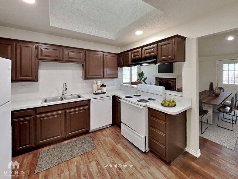 Building Photo - 11903 Garden Terrace Dr