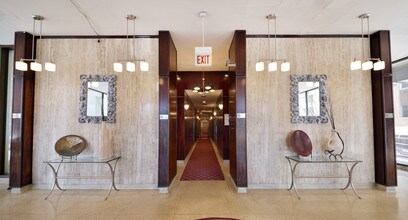 South S Beach Apartments Chicago Il Apartment Finder Lobby South S Beach Apartments