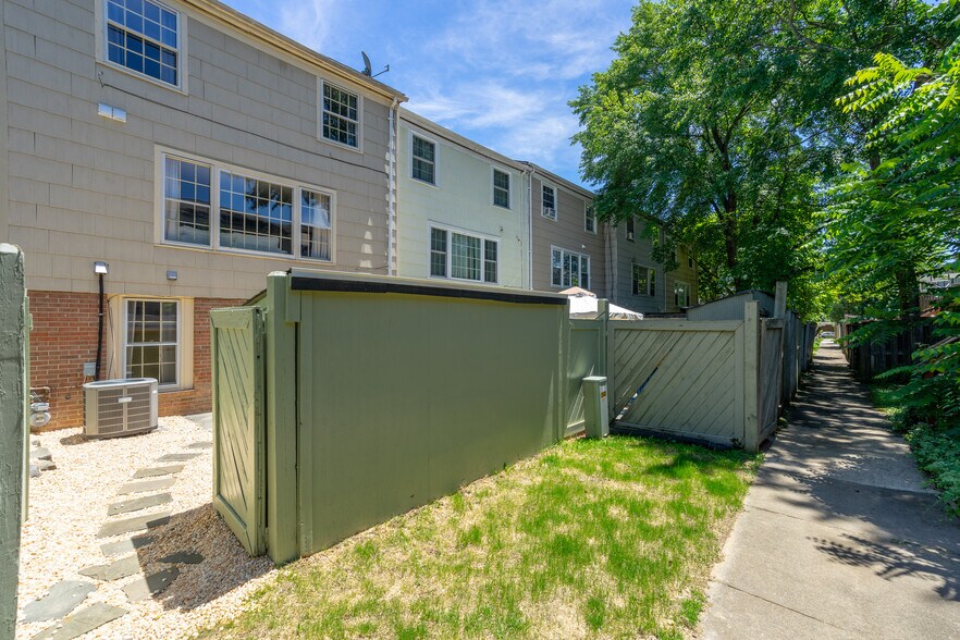 Backyard - 8056 Central Park Dr