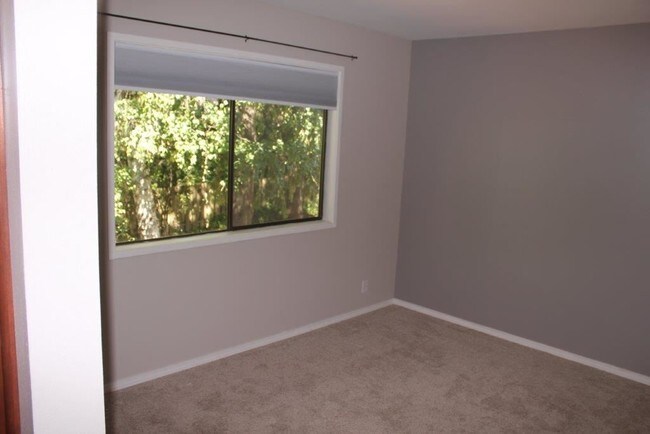 Building Photo - 2 br, 2.5 bath House - 14905 SW 106th Ave