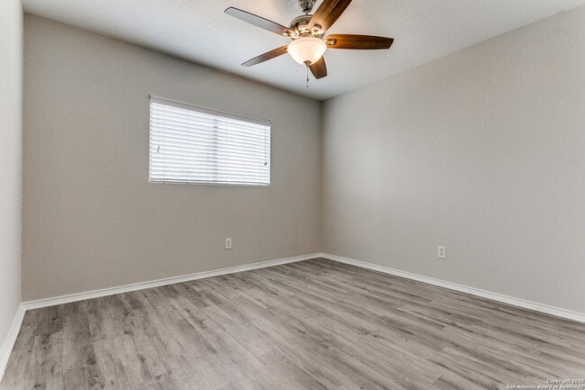 Building Photo - 16311 Kentucky Ridge