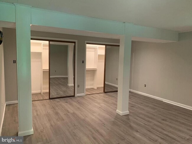 Building Photo - 63 Lincoln Dr