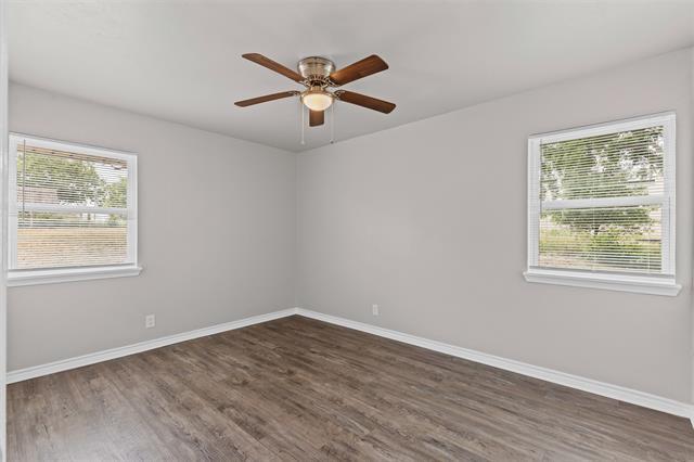 Building Photo - 6008 Bear Creek Dr E