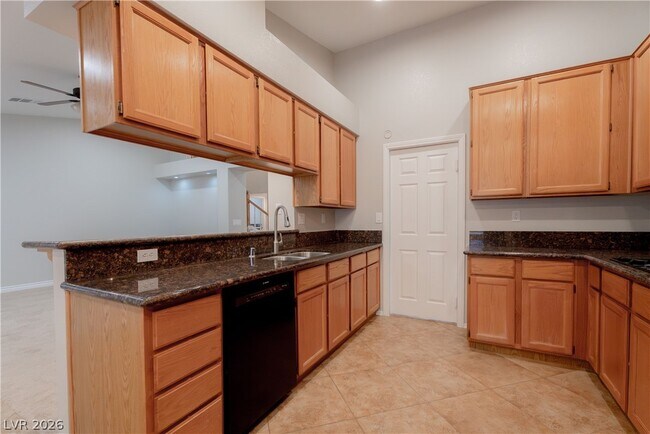 Building Photo - 10024 Sail Landing Ct