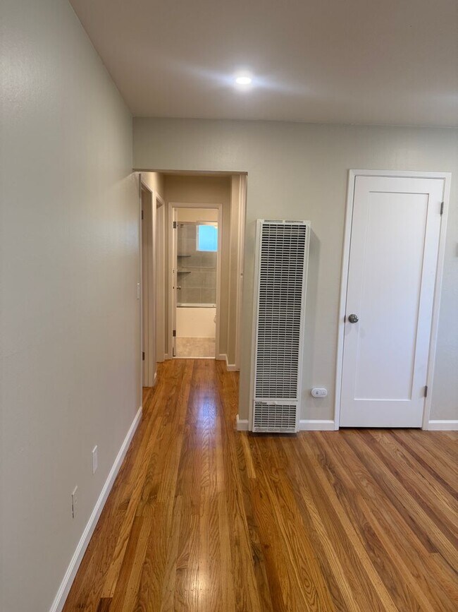 Building Photo - 53 Ramsgate Ct