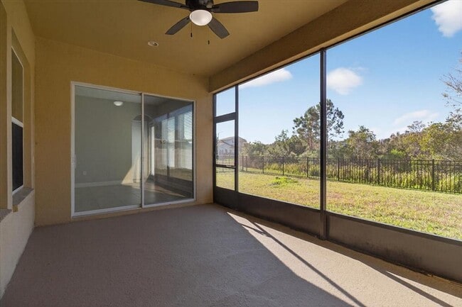 Building Photo - 2589 Gwynhurst Blvd