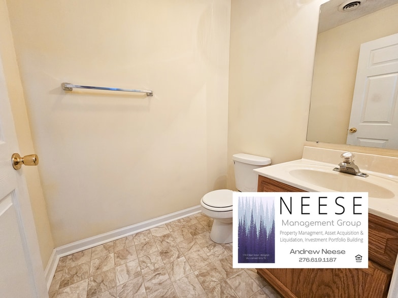 Building Photo - 640 Wyndale Rd