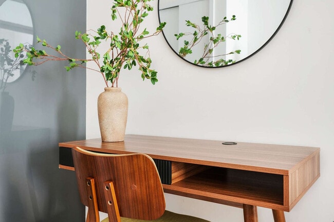 Building Photo - 317w E 14th St