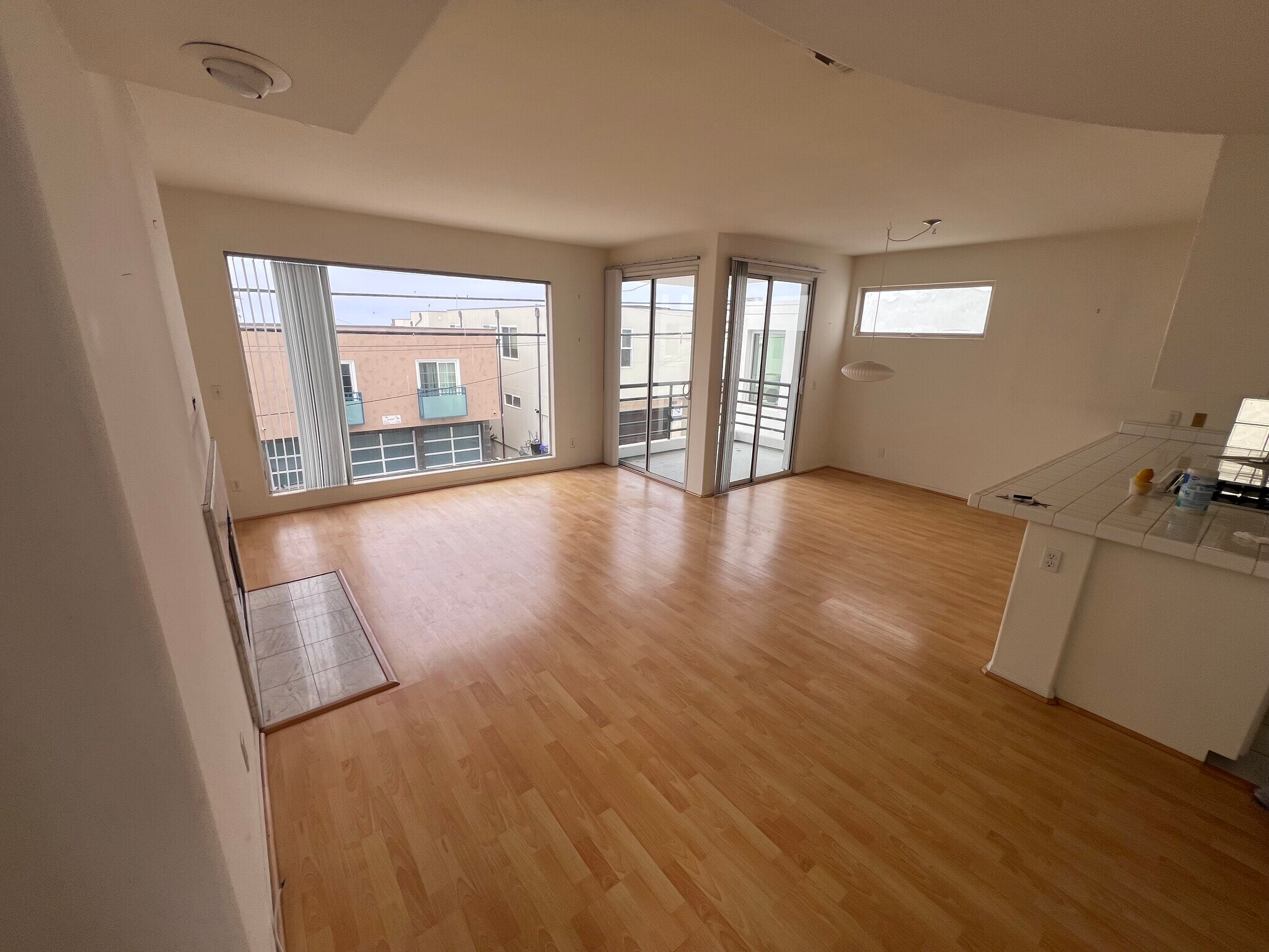 Living Room - 4302 Ocean Dr
