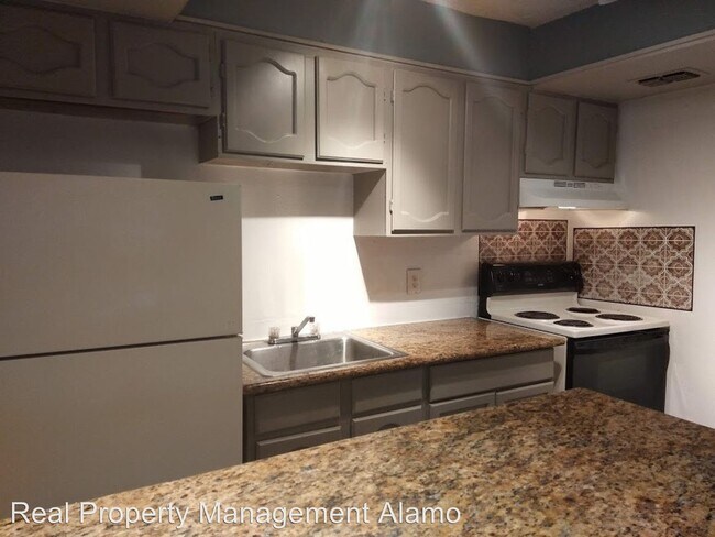 Building Photo - 3414 W Martin St