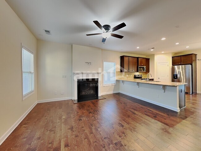 Building Photo - 232 Lanier Pl