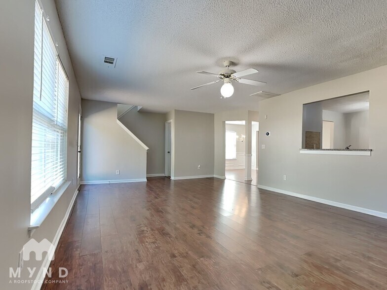 Building Photo - 1010 Rolling Meadows Rd