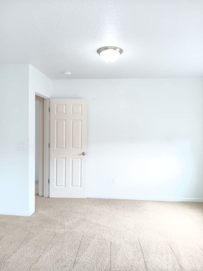 Building Photo - Make This Stunning Independence House Your...