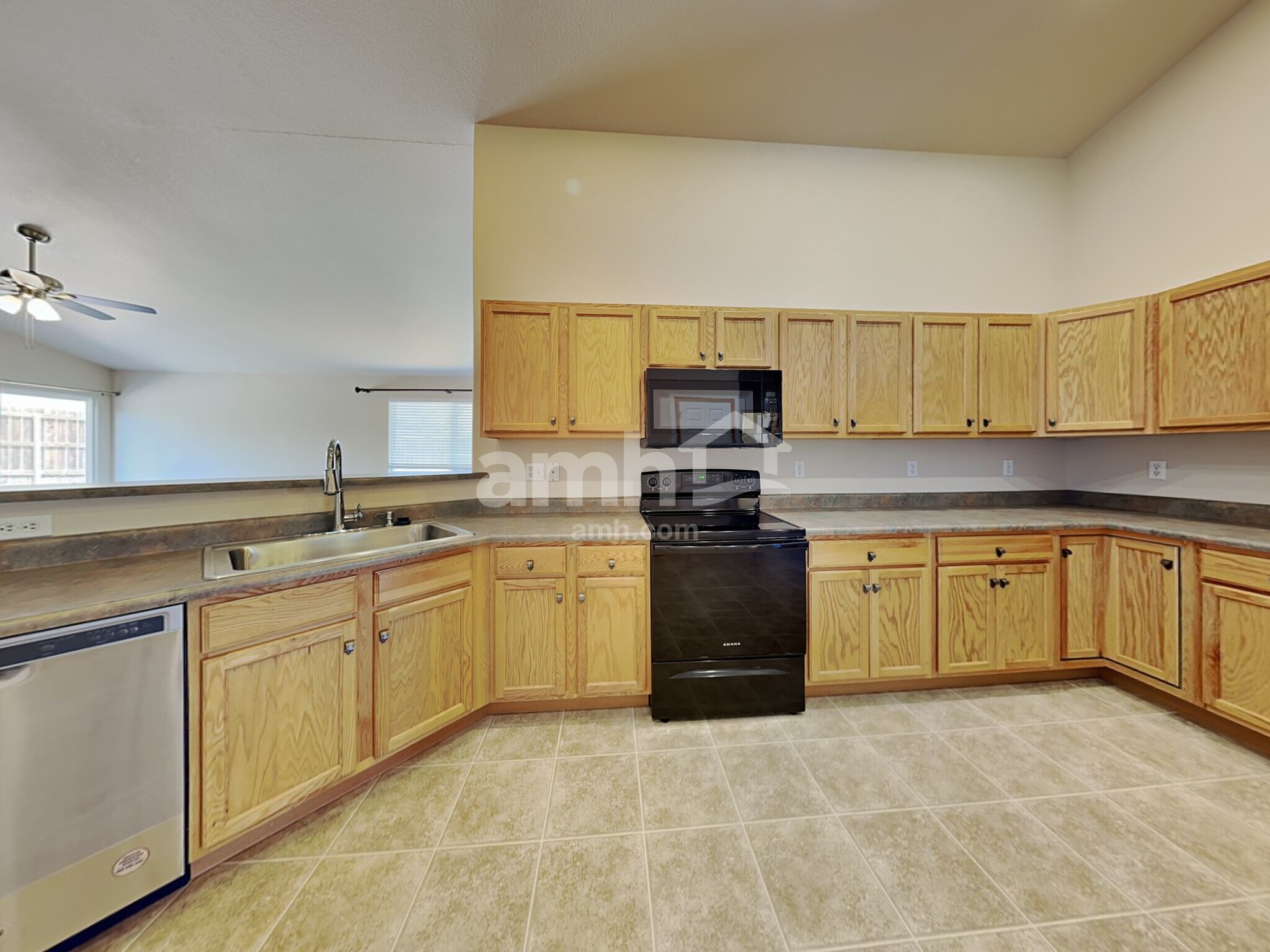 Building Photo - 7606 Cholla Ct