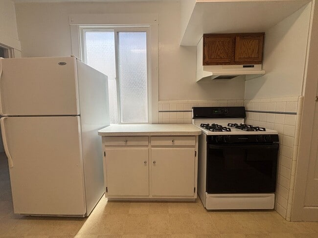 Building Photo - Single Family Home in Mission Terrace