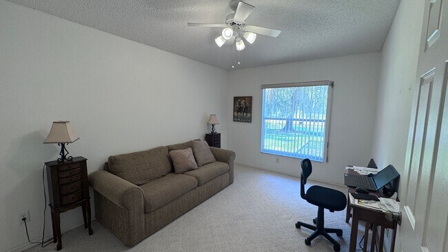 Building Photo - Gated Single Family Home For Rent in West Melbourne