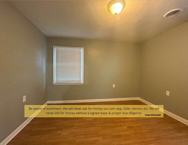 Building Photo - 1502 Trampe Ave