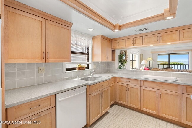 Building Photo - 3165 N Atlantic Ave