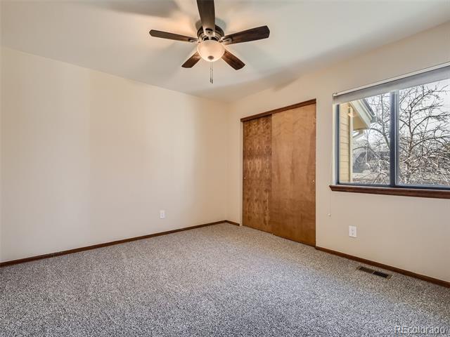 Building Photo - 1383 Briar Cir