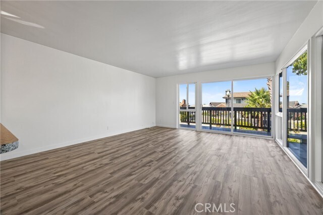 Building Photo - 440 3rd St