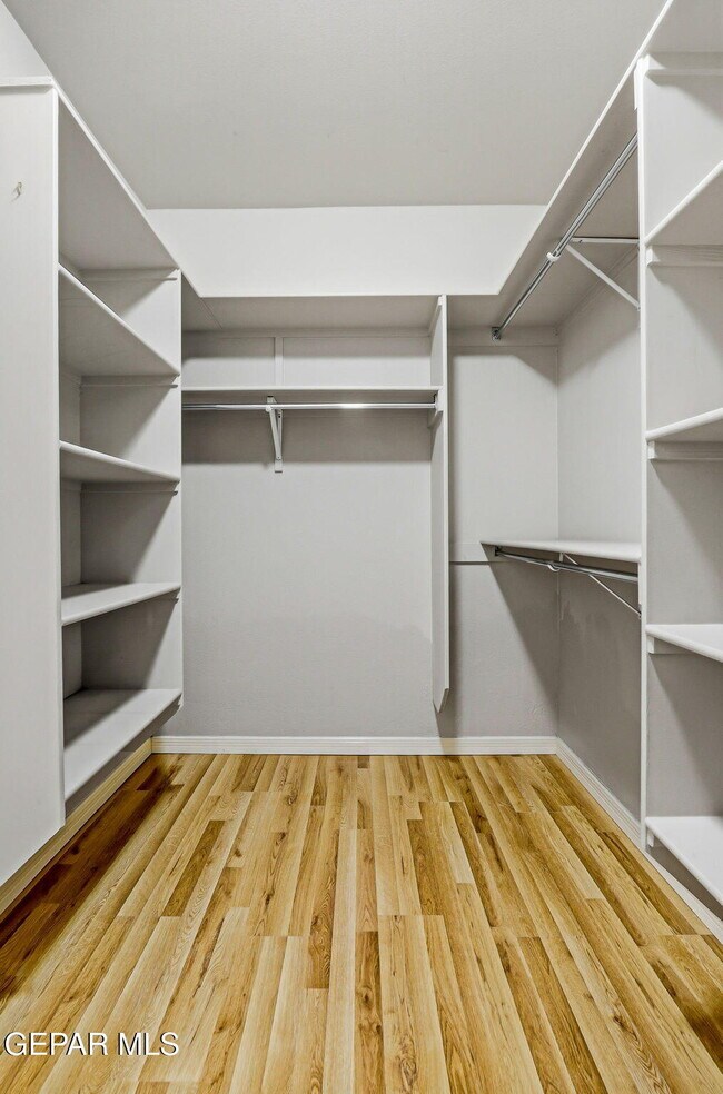 Building Photo - 14223 Craggy Rock Ave