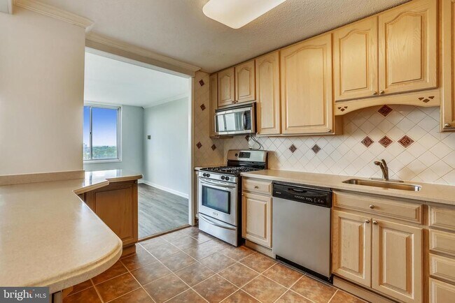 Building Photo - 11801 Rockville Pike