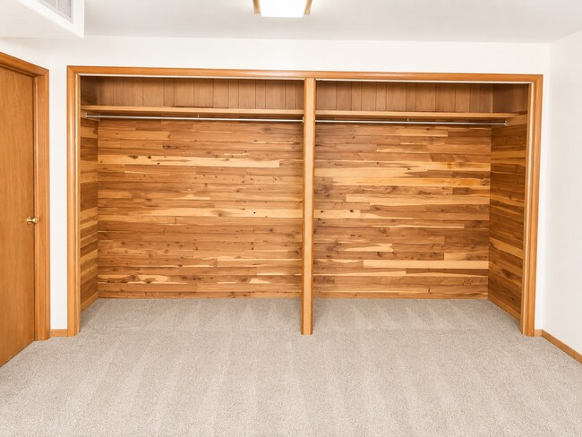Building Photo - Large Basement Apartment For Rent