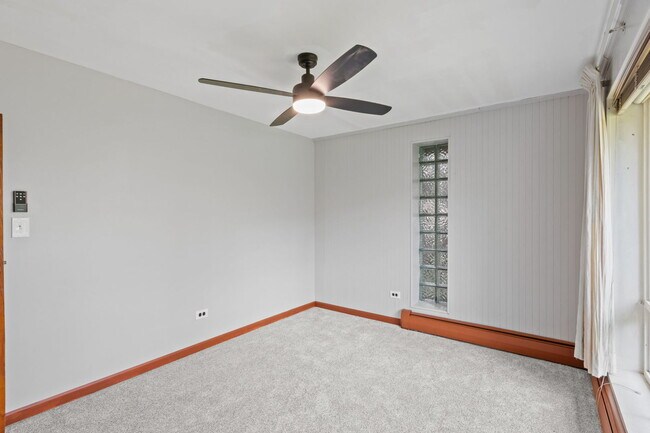 Building Photo - 288 Middaugh Rd