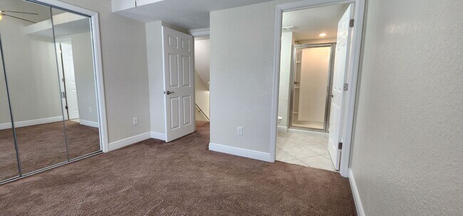 Building Photo - 5151 SE 103rd Ln
