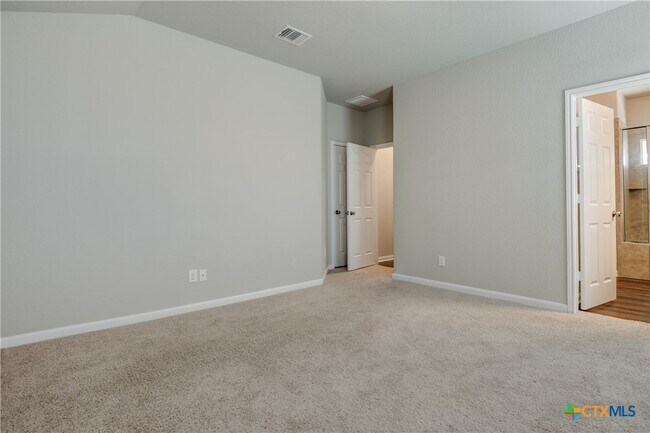 Building Photo - 1041 Lauren St