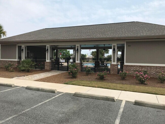 Building Photo - 8877 White Ibis Way