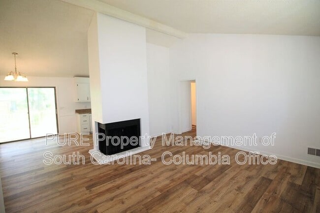 Building Photo - 206 Grantham Rd