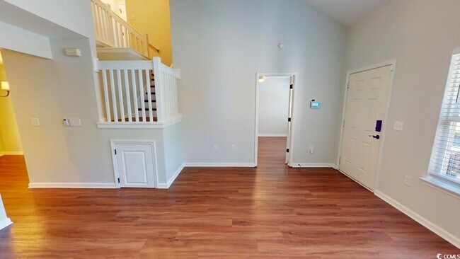 Building Photo - 1000 Pembroke Ct
