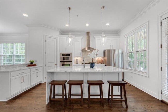 Building Photo - 1260 Lullwater Park Cir