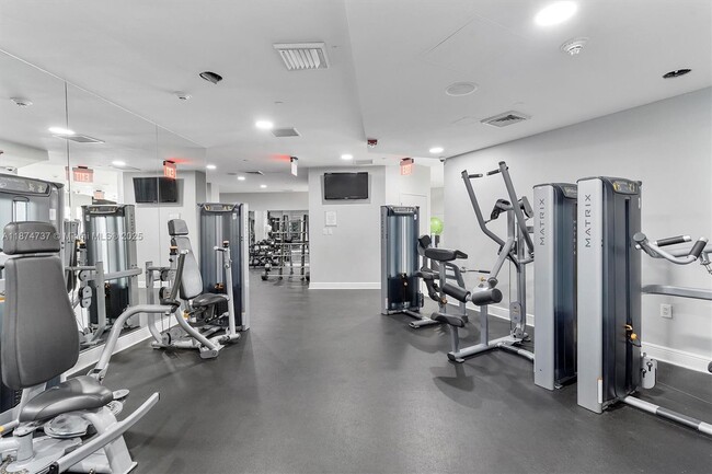 Building Photo - 1250 S Miami Ave
