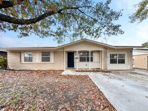 Building Photo - Coming Soon! 4 BR/1BA | Newly Renovated Single Family Home | New Upgrades & Spacious Yard|In Mesq...