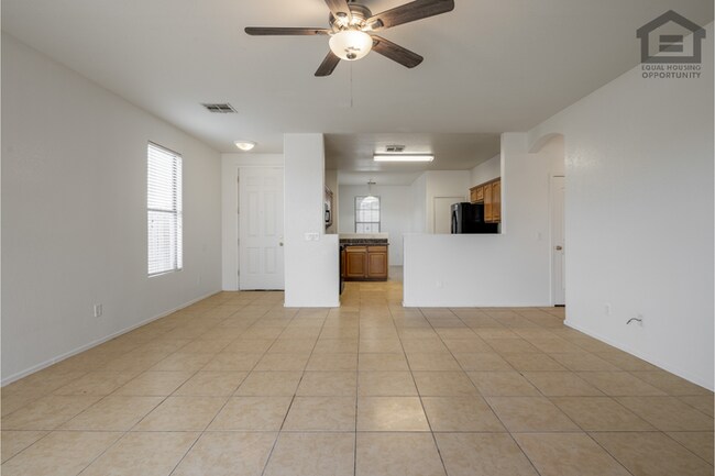 Building Photo - 4Bed/2Bath House in Maricopa! Move-In Ready on 11/12/2026!